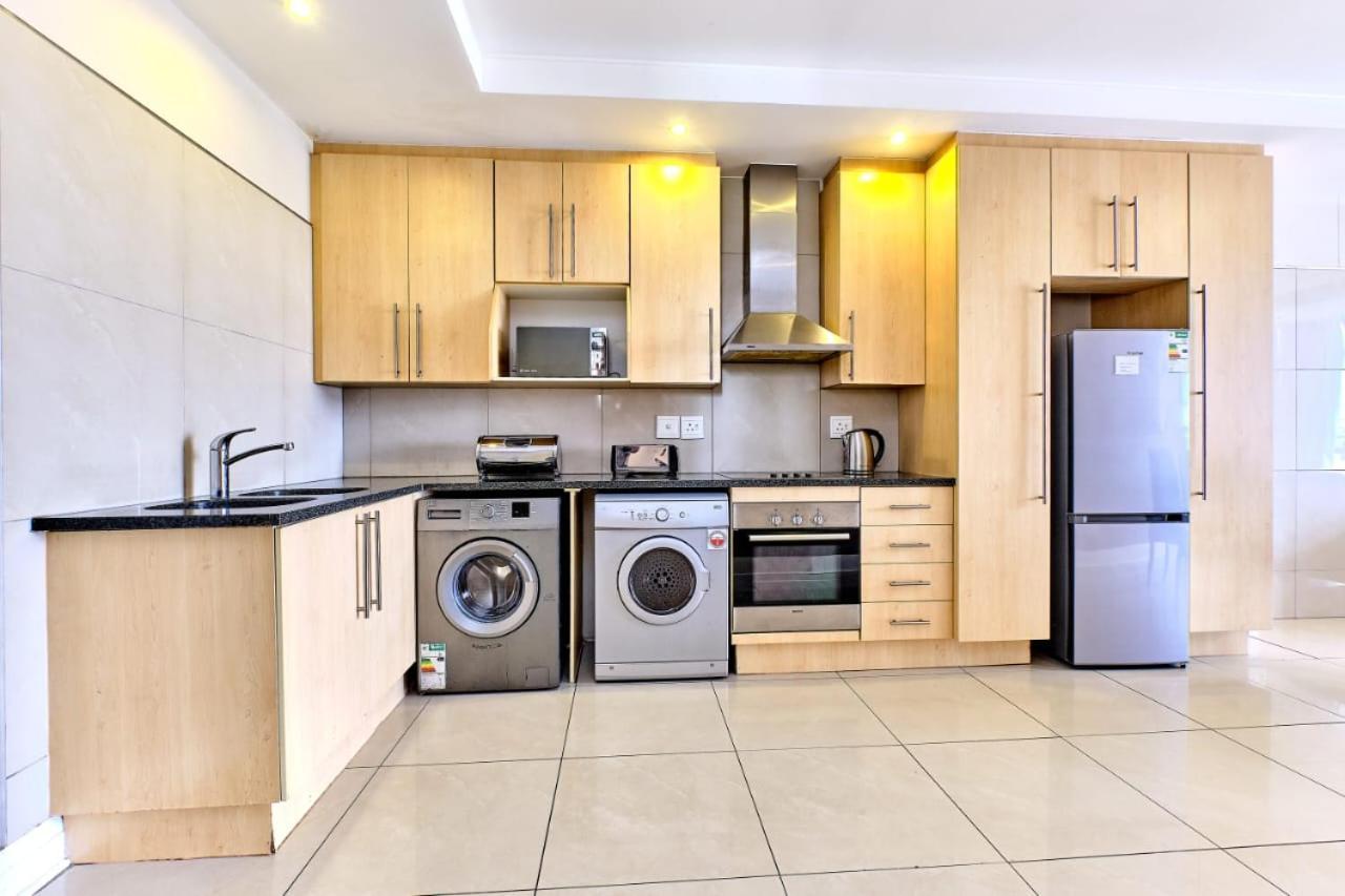 Sandton Serviced Apartments@Hydro Johannesburg Zimmer foto